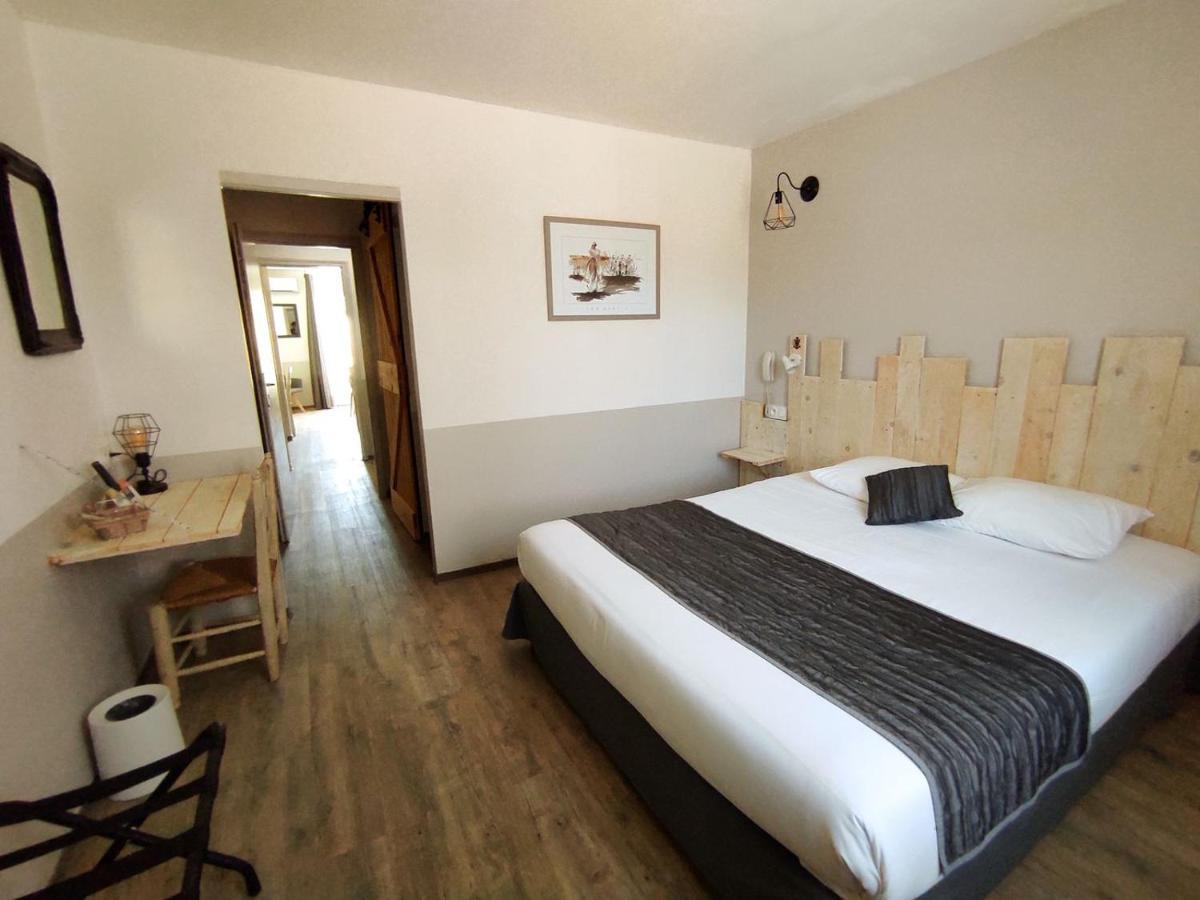 Logis Le Nid Du Pont De Gau Aparthotel Saintes-Maries-de-la-Mer Kültér fotó