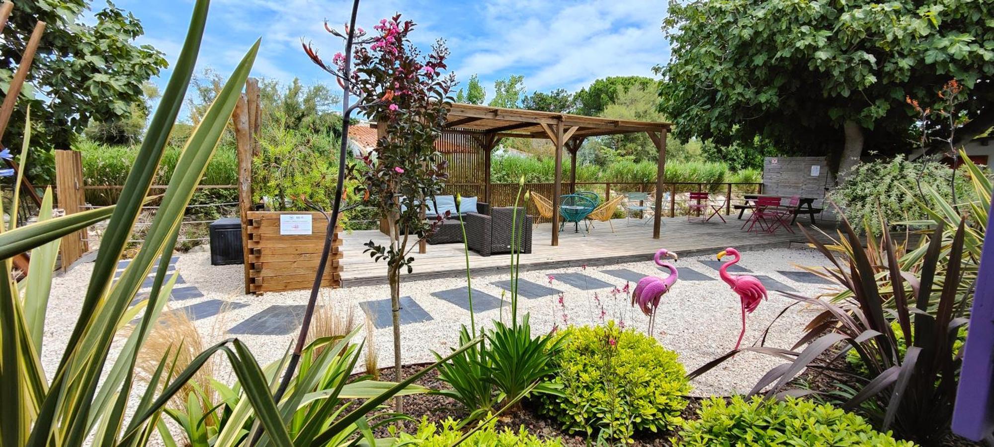 Logis Le Nid Du Pont De Gau Aparthotel Saintes-Maries-de-la-Mer Kültér fotó